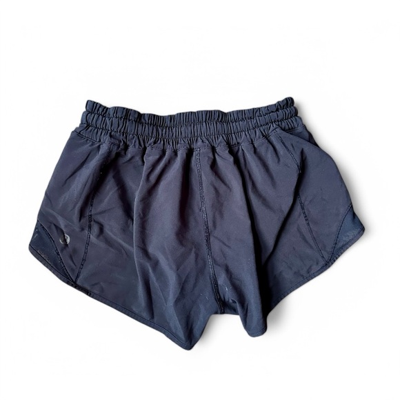Lululemon Hotty Hot Low-Rise Lined Short 4" 2 - Picture 3 of 6